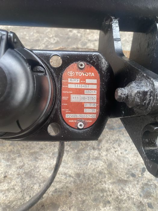 Теглич оригинален Toyota