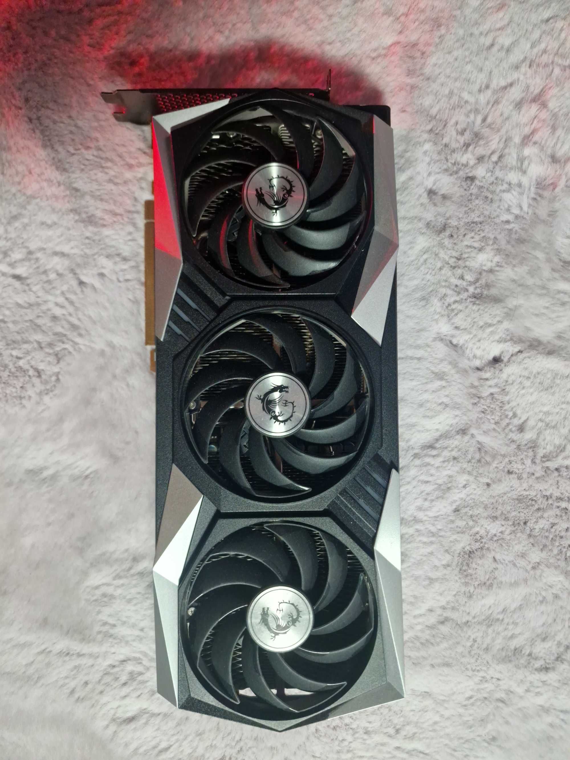 AMD RX 6800 XT GAMING X TRIO 16G, Видеокарта за геймъри, AMD gaming