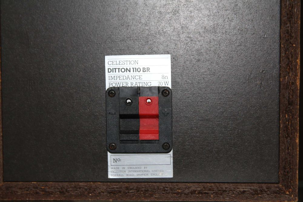 Pereche boxe englezesti Celestion Ditton 110 BR.
