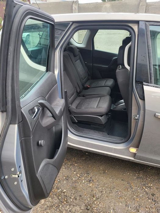 Dezmembram/Piese Opel Meriva B