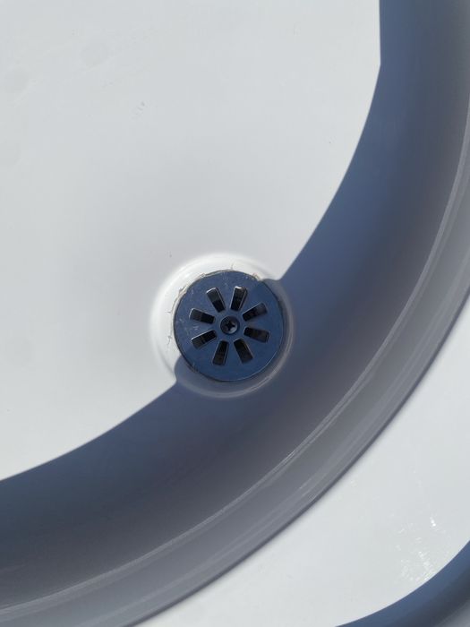 cădițda de dus foarte putin folosita