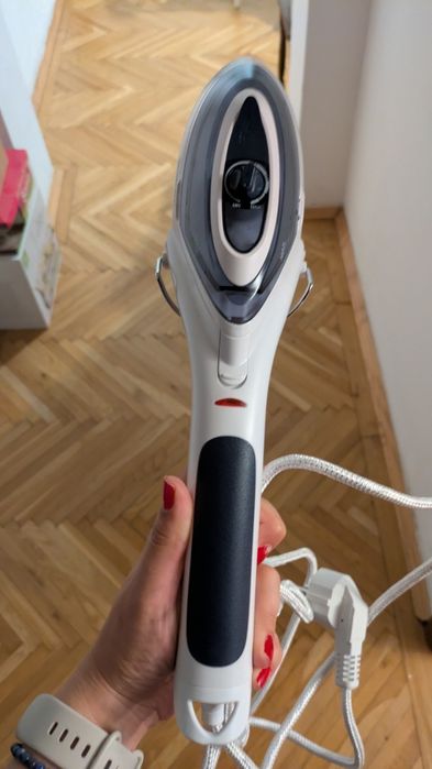Perie cu abur 4 in 1 verticala Silver Crest