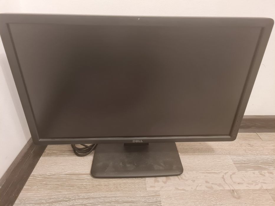 Монитор dell 23дюйма