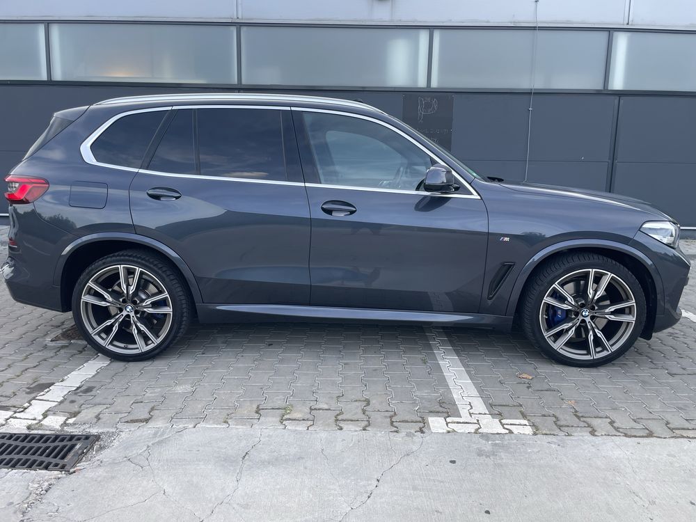 Bmw M X5 G05 original pachet Impecabil