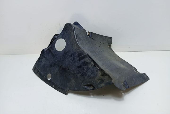 Carenaj aripa fata A2098840422 Mercedes-Benz CLK-Class C209