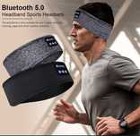 Banda a cu căști bluetooth