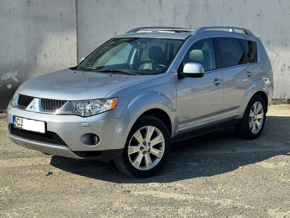 Mitsubishi Outlander Unic Proprietar / KM Reali / Automat / Navi / Trapa