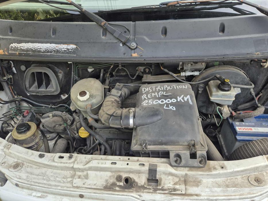 Dubă Reno 2002  funcționabilă merge perfect niciun defect la bord