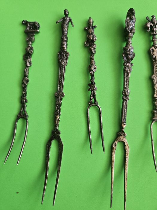 Set furculite argint