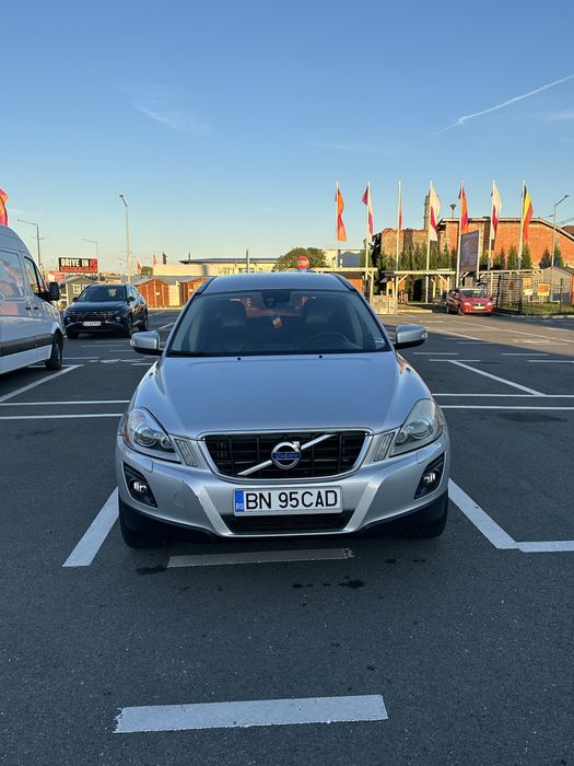 Anunt valabil Vand VOLVO XC60 automat 4x4 2.4 D5 Apple CarPlay