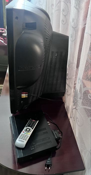 ТелевизорLG, ТюнерOPENBOX и двди плеер