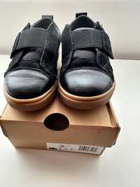 UGG Renon sneakers/adidasi copii negri marimea 26/ USA 9T