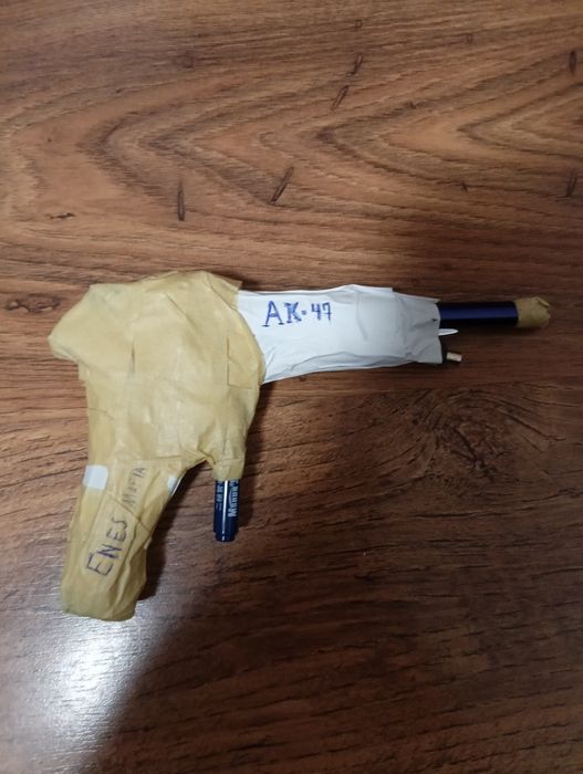 Ръчно направени еърсофт пистилети