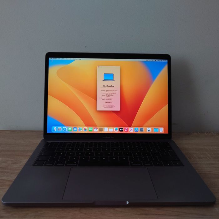 Macbook PRO 13 inch 2017 i5, 8GB, 256 SSD