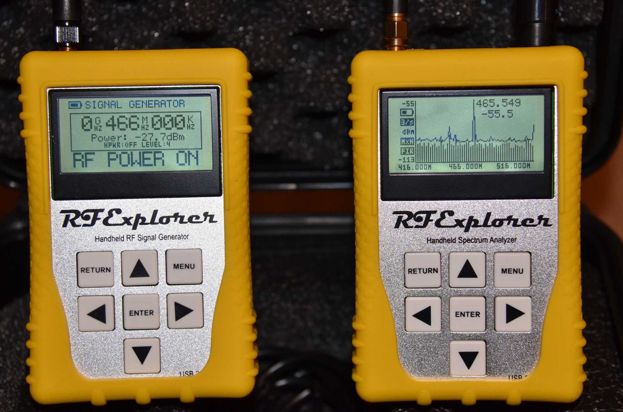 Analizor de Spectru si Emitator de Radiofrecventa - RF Explorer