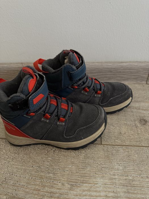 Зимни непромокаеми детски ботуши боти 28