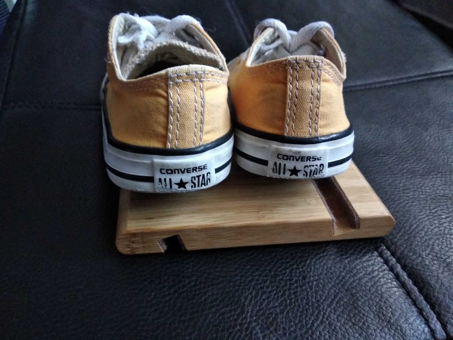 Гуменки конверс с кутия