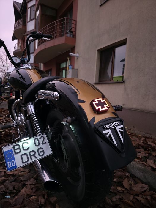 Triumph America 865 - 12.000 km Reali - Custom