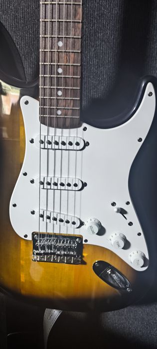 Chitara Fender Squier Stracocaster