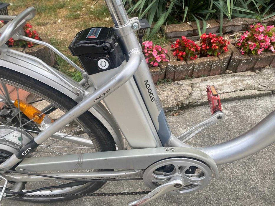 Vand bicicleta marca AGOGS
