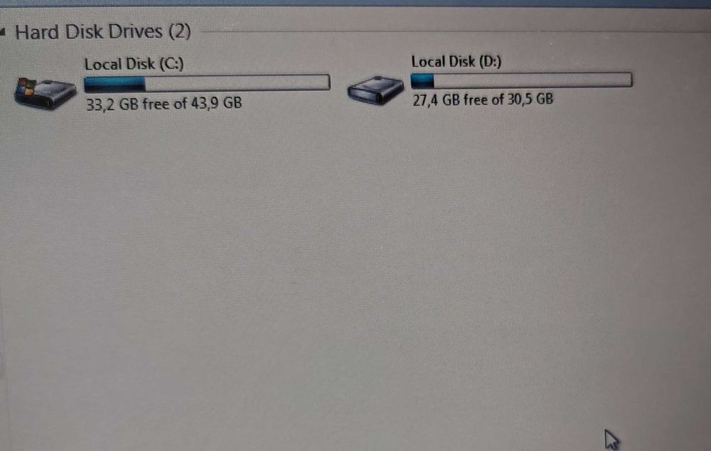 Laptop Compaq mini ,functional,cu bateria buna