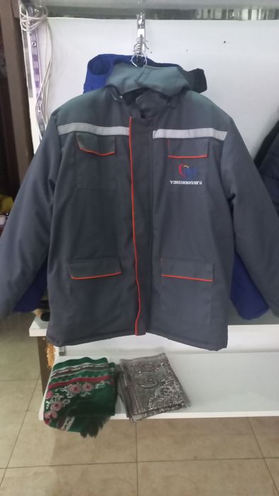 Uniformalar kuzgi qishgi   Har xil turidan bor