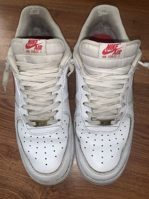 Air foce 1 low red jumbo swoosh