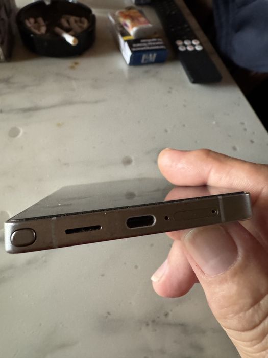 Самсунг S25ултра като нов