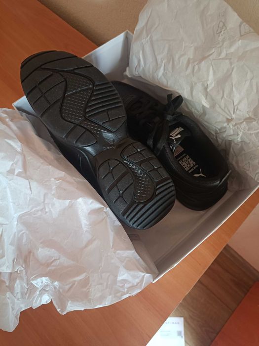 Продавам маратонки