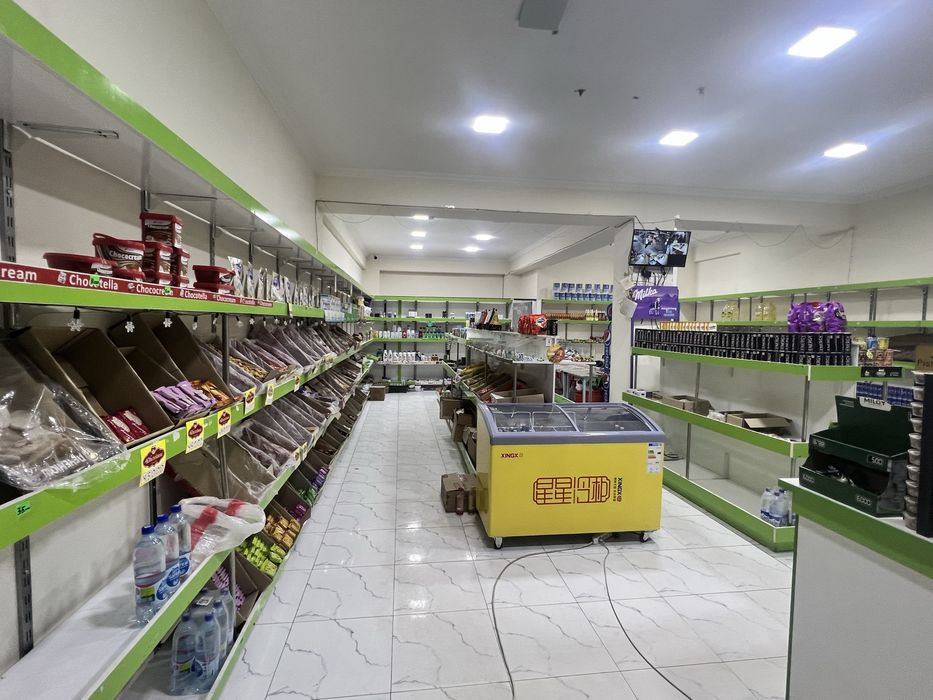 Стилажы,витрины,столы,стуля