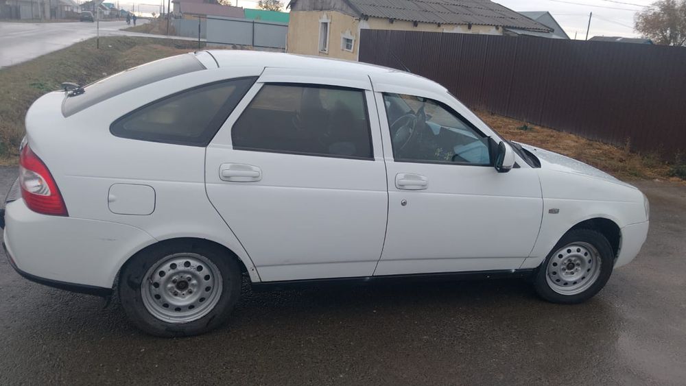 Продам Приору2 люкс