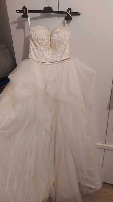 vand rochie de mireasa