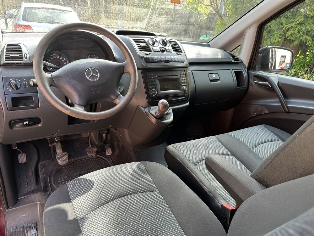 Mercedes Benz Vito W639 - lung - 8+1 locuri