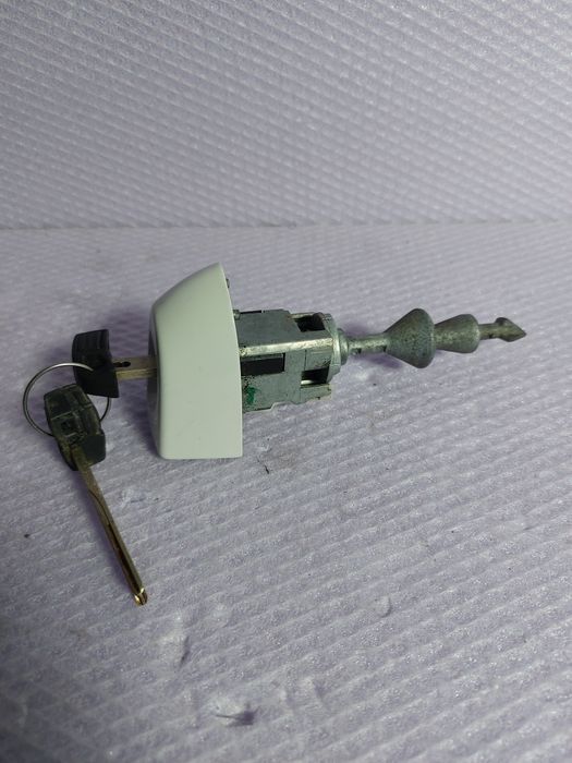 Butuc ușă șofer stanga fata cu doua chei BMW E90 E91