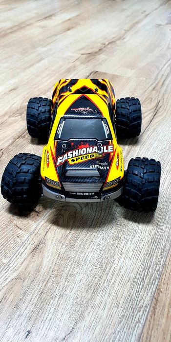 Automodel 2s 1/18 50km/h wltoys a979

Nu are incărcător !

Nu are bate