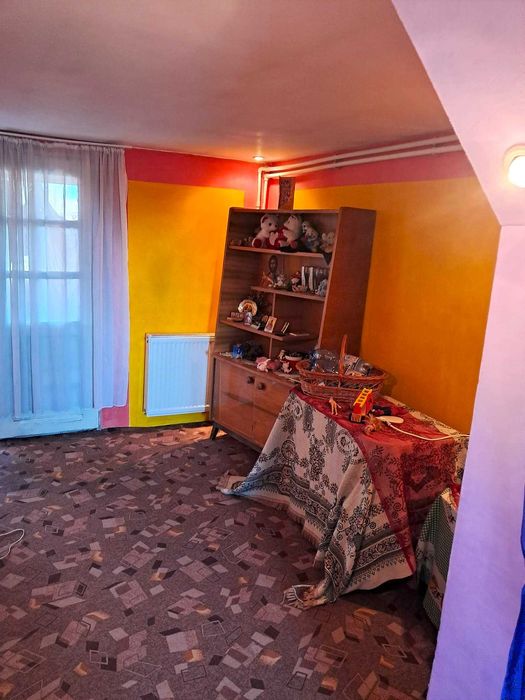 Particular vand casa P+1, 8 camere, 80 mp, Str. Corbita-Rahova, sect 5