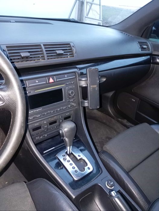 Ауди а4 б7 2.0 140 к.с. s-line 2007 г.