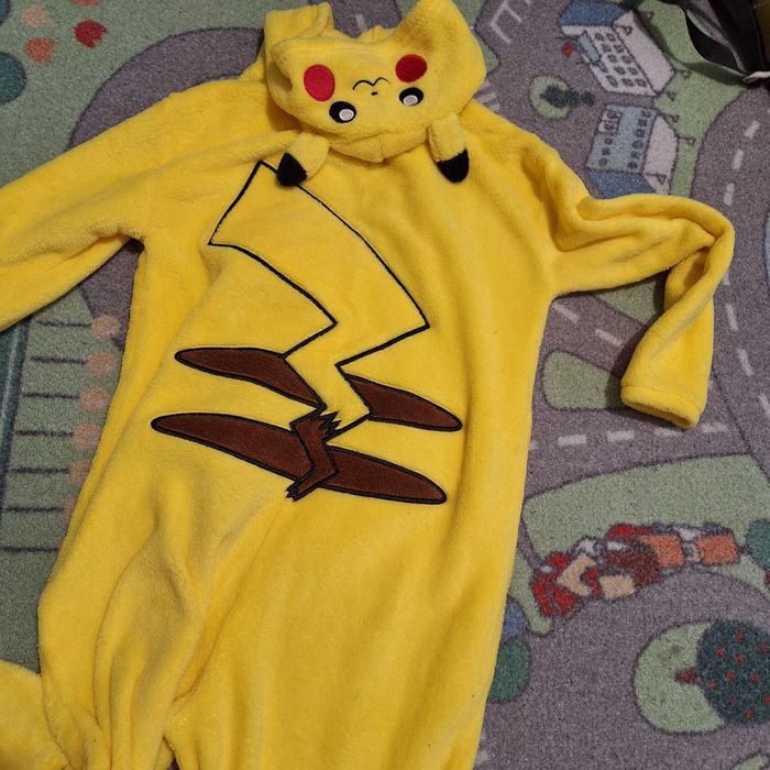 Costum Pokemon plus