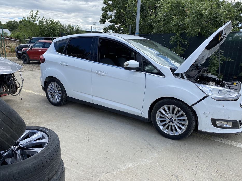 Injectoare , rampă injectoare completă Ford Focus CMax 1.0 EcoBoost