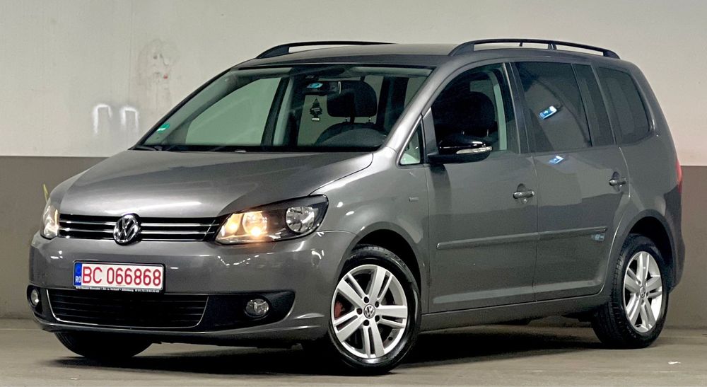 VW Touran 2013 Match 2.0 TDi 140 cp