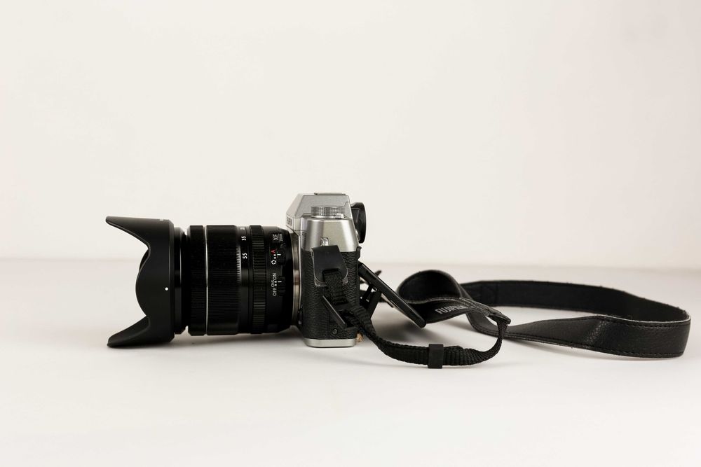 Fujifilm X-T30 + Обектив Fujifilm XF 18-55mm f/2.8-4 R LM OIS
