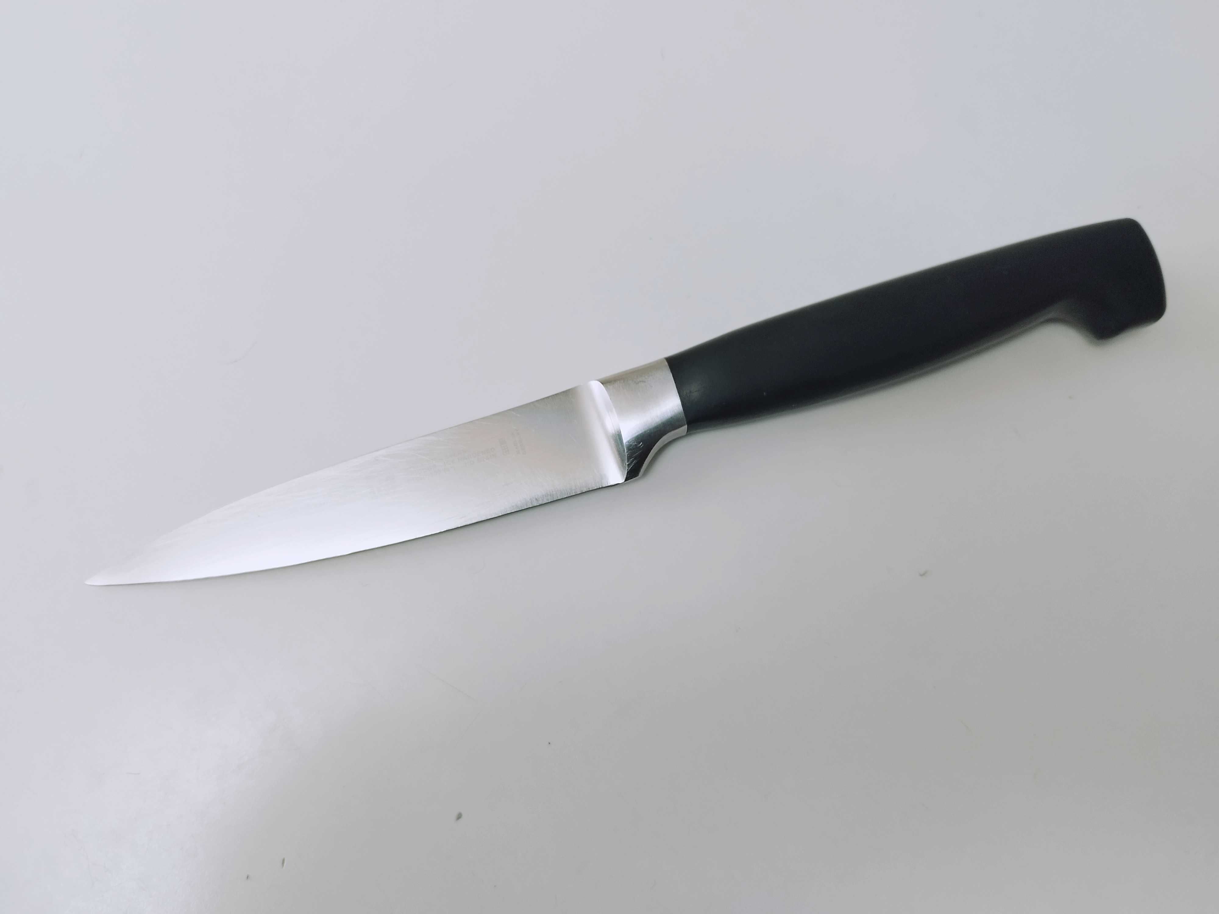Cutit Zwilling pentru decojit legume