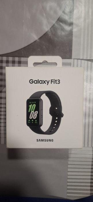 Смарт часовник "SAMSUNG Galaxy Fit 3"