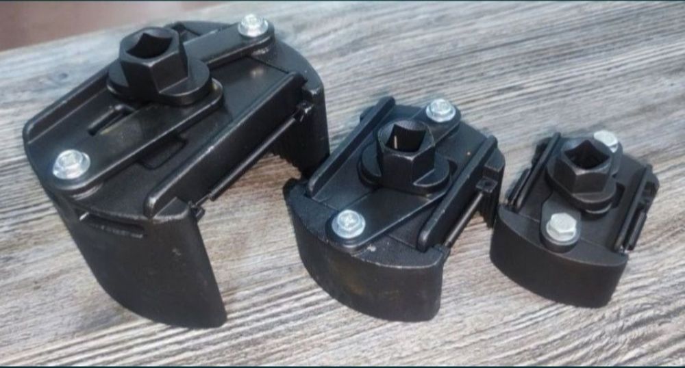 Съемник масляных фильтров разные.