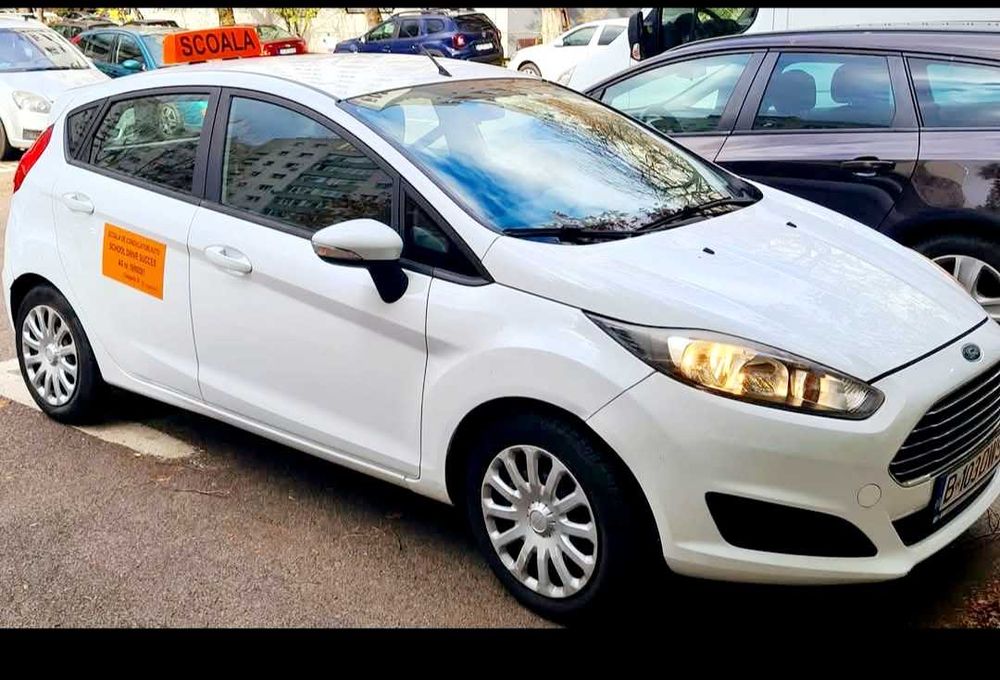 Instructor auto sector 4