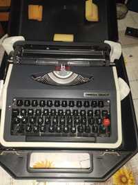 пишеща машина в супер състояние