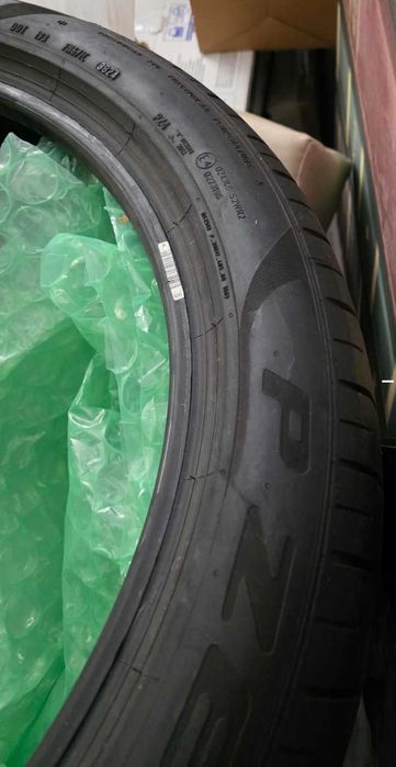 Audi Q7 - 1 set de jante aliaj si 1 set anvelope de vara, stare f buna