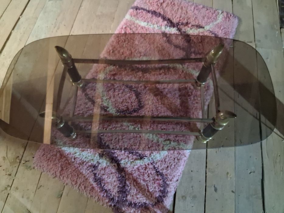 Vând masa se sufrageriei