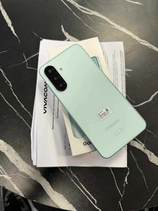 Продавам Samsung A26 5G 128gb + Гаранция