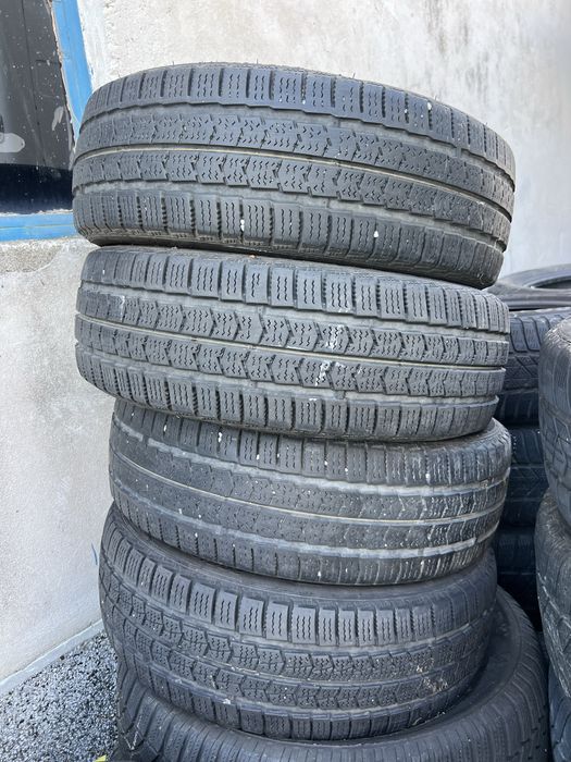 Зимни гуми бусови 205/65/16 Nexen dot 17 . Цена за всичките